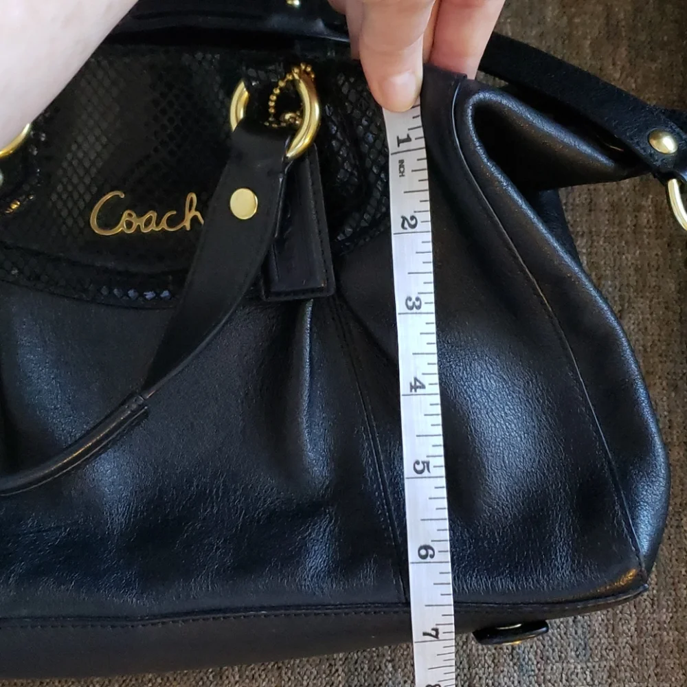 Coach key features